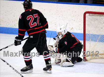 Thumbnail 1 in Branford vs. North Branford (CIAC Division II Semifinal) photogallery.