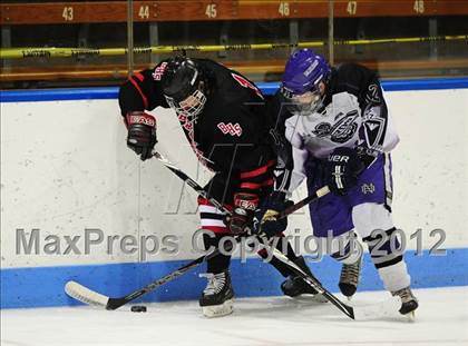 Thumbnail 2 in Branford vs. North Branford (CIAC Division II Semifinal) photogallery.
