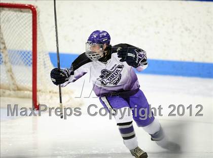 Thumbnail 2 in Branford vs. North Branford (CIAC Division II Semifinal) photogallery.