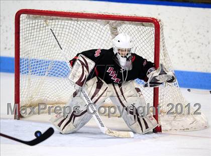 Thumbnail 1 in Branford vs. North Branford (CIAC Division II Semifinal) photogallery.