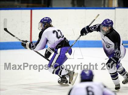Thumbnail 2 in Branford vs. North Branford (CIAC Division II Semifinal) photogallery.