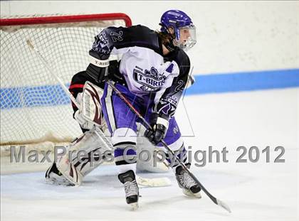Thumbnail 2 in Branford vs. North Branford (CIAC Division II Semifinal) photogallery.
