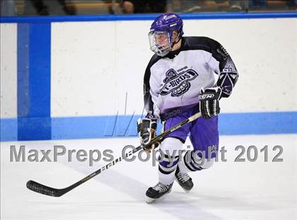 Thumbnail 2 in Branford vs. North Branford (CIAC Division II Semifinal) photogallery.