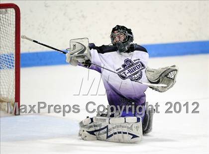 Thumbnail 3 in Branford vs. North Branford (CIAC Division II Semifinal) photogallery.