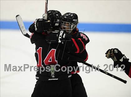 Thumbnail 2 in Branford vs. North Branford (CIAC Division II Semifinal) photogallery.