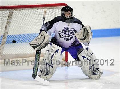 Thumbnail 2 in Branford vs. North Branford (CIAC Division II Semifinal) photogallery.