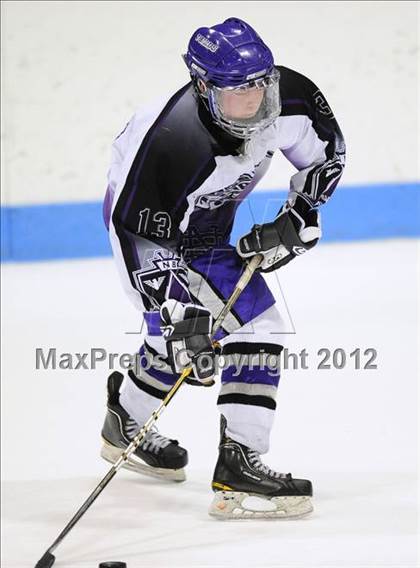 Thumbnail 1 in Branford vs. North Branford (CIAC Division II Semifinal) photogallery.