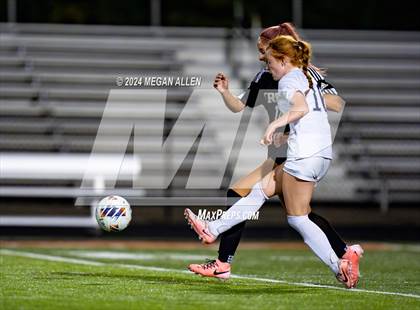 Thumbnail 3 in Fairmont @ Beavercreek (OHSAA D1 District Semi-Finals) photogallery.