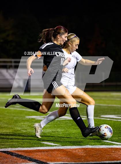 Thumbnail 2 in Fairmont @ Beavercreek (OHSAA D1 District Semi-Finals) photogallery.