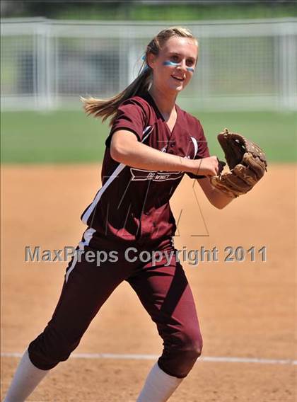 Thumbnail 2 in Calvary Chapel vs. Citrus Valley (CIF SS D6 Final) photogallery.