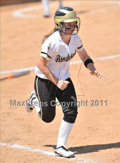 Thumbnail 2 in Calvary Chapel vs. Citrus Valley (CIF SS D6 Final) photogallery.