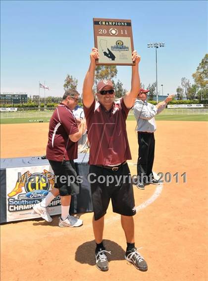 Thumbnail 2 in Calvary Chapel vs. Citrus Valley (CIF SS D6 Final) photogallery.