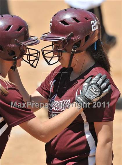 Thumbnail 2 in Calvary Chapel vs. Citrus Valley (CIF SS D6 Final) photogallery.
