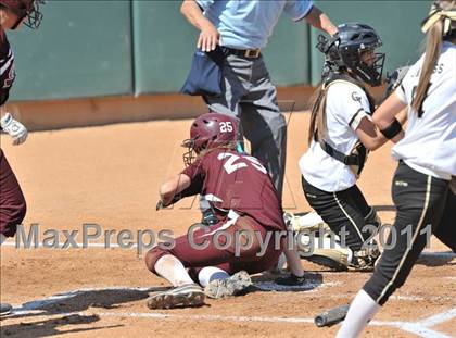 Thumbnail 3 in Calvary Chapel vs. Citrus Valley (CIF SS D6 Final) photogallery.