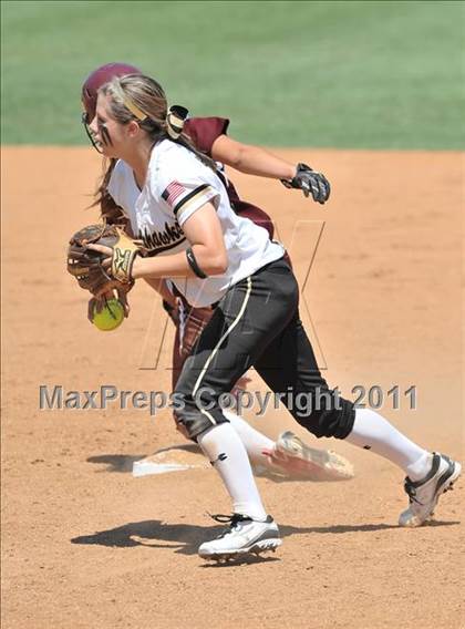 Thumbnail 1 in Calvary Chapel vs. Citrus Valley (CIF SS D6 Final) photogallery.