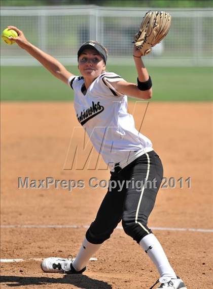 Thumbnail 1 in Calvary Chapel vs. Citrus Valley (CIF SS D6 Final) photogallery.