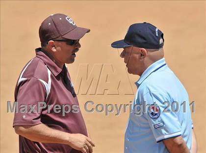 Thumbnail 2 in Calvary Chapel vs. Citrus Valley (CIF SS D6 Final) photogallery.