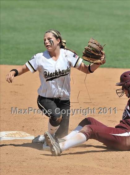 Thumbnail 2 in Calvary Chapel vs. Citrus Valley (CIF SS D6 Final) photogallery.