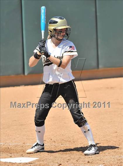 Thumbnail 2 in Calvary Chapel vs. Citrus Valley (CIF SS D6 Final) photogallery.