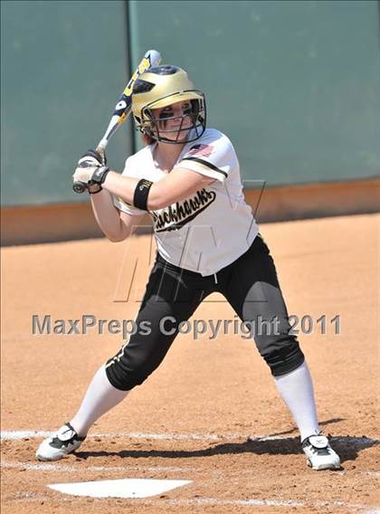 Thumbnail 2 in Calvary Chapel vs. Citrus Valley (CIF SS D6 Final) photogallery.