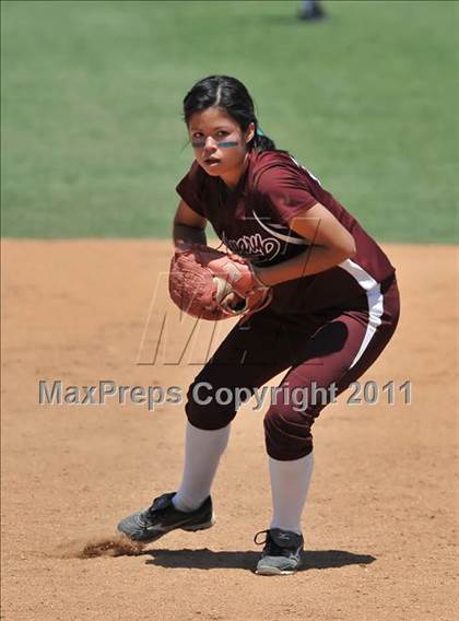 Thumbnail 3 in Calvary Chapel vs. Citrus Valley (CIF SS D6 Final) photogallery.