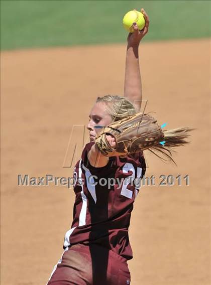 Thumbnail 2 in Calvary Chapel vs. Citrus Valley (CIF SS D6 Final) photogallery.