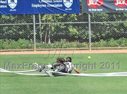 Thumbnail 2 in Calvary Chapel vs. Citrus Valley (CIF SS D6 Final) photogallery.