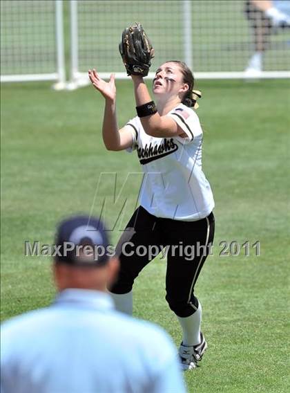 Thumbnail 2 in Calvary Chapel vs. Citrus Valley (CIF SS D6 Final) photogallery.