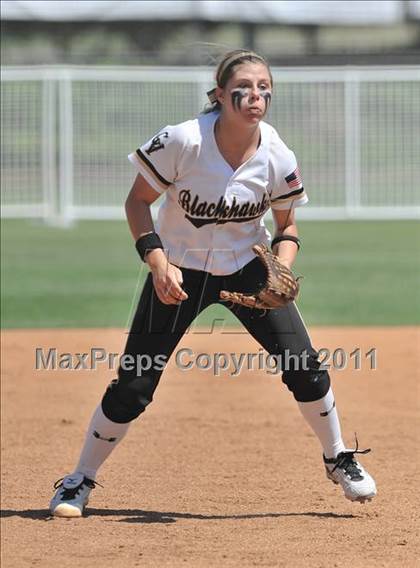 Thumbnail 3 in Calvary Chapel vs. Citrus Valley (CIF SS D6 Final) photogallery.