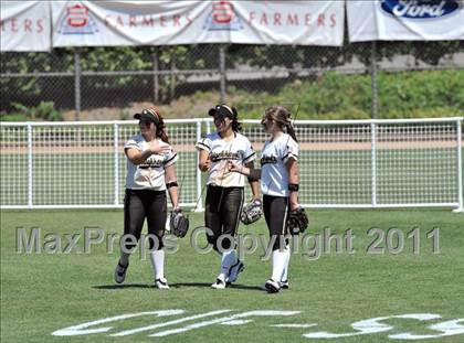 Thumbnail 3 in Calvary Chapel vs. Citrus Valley (CIF SS D6 Final) photogallery.