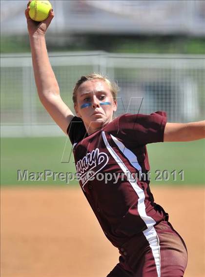 Thumbnail 2 in Calvary Chapel vs. Citrus Valley (CIF SS D6 Final) photogallery.
