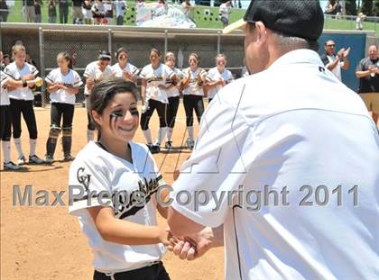 Thumbnail 2 in Calvary Chapel vs. Citrus Valley (CIF SS D6 Final) photogallery.