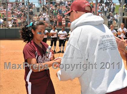 Thumbnail 2 in Calvary Chapel vs. Citrus Valley (CIF SS D6 Final) photogallery.