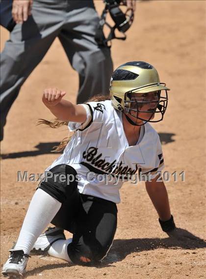 Thumbnail 2 in Calvary Chapel vs. Citrus Valley (CIF SS D6 Final) photogallery.