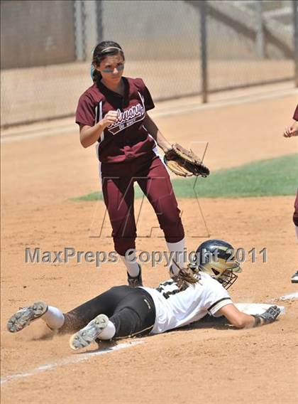 Thumbnail 3 in Calvary Chapel vs. Citrus Valley (CIF SS D6 Final) photogallery.