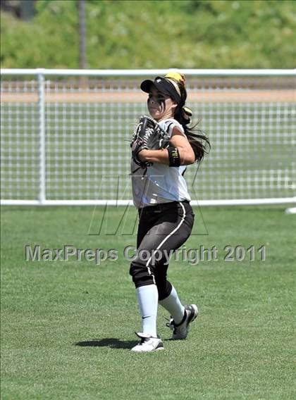 Thumbnail 3 in Calvary Chapel vs. Citrus Valley (CIF SS D6 Final) photogallery.