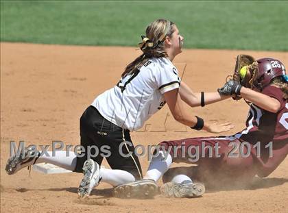 Thumbnail 3 in Calvary Chapel vs. Citrus Valley (CIF SS D6 Final) photogallery.