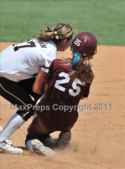 Thumbnail 1 in Calvary Chapel vs. Citrus Valley (CIF SS D6 Final) photogallery.