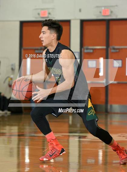 Thumbnail 3 in Argonaut vs. Encina Prep (Mesa Verde Challenge) photogallery.