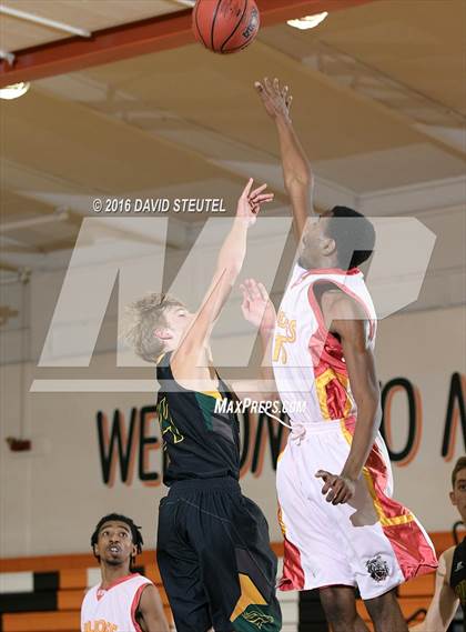 Thumbnail 2 in Argonaut vs. Encina Prep (Mesa Verde Challenge) photogallery.