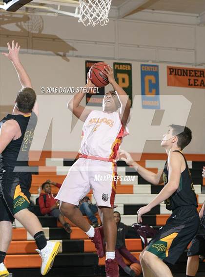 Thumbnail 2 in Argonaut vs. Encina Prep (Mesa Verde Challenge) photogallery.