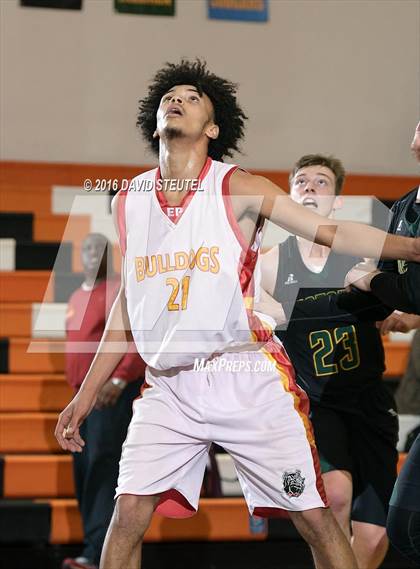 Thumbnail 3 in Argonaut vs. Encina Prep (Mesa Verde Challenge) photogallery.