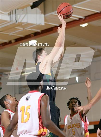 Thumbnail 2 in Argonaut vs. Encina Prep (Mesa Verde Challenge) photogallery.