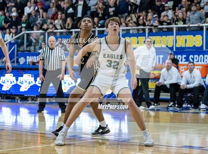 Thumbnail 1 in Noblesville vs. Zionsville (IHSAA 4A Sectional 8 Final) photogallery.
