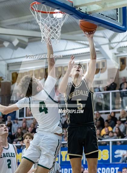 Thumbnail 1 in Noblesville vs. Zionsville (IHSAA 4A Sectional 8 Final) photogallery.
