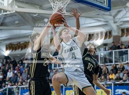 Thumbnail 2 in Noblesville vs. Zionsville (IHSAA 4A Sectional 8 Final) photogallery.