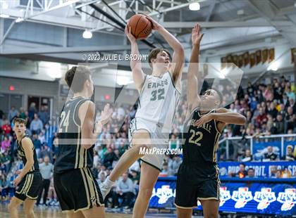 Thumbnail 3 in Noblesville vs. Zionsville (IHSAA 4A Sectional 8 Final) photogallery.