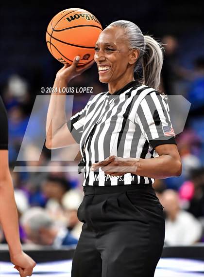 Thumbnail 3 in Eastside vs. Palos Verdes (CIF SS DIV 4A Championship) photogallery.