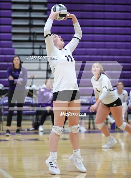Thumbnail 2 in Central Crossing @ Logan (OHSAA D1 Sectional) photogallery.