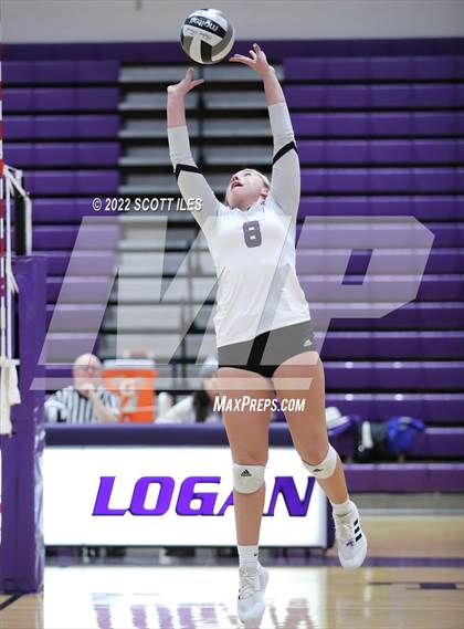 Thumbnail 2 in Central Crossing @ Logan (OHSAA D1 Sectional) photogallery.
